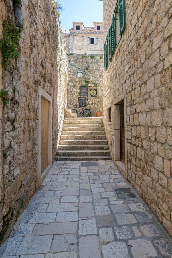 Apartments Villa Tudor 1 Hvar Town Esterno foto