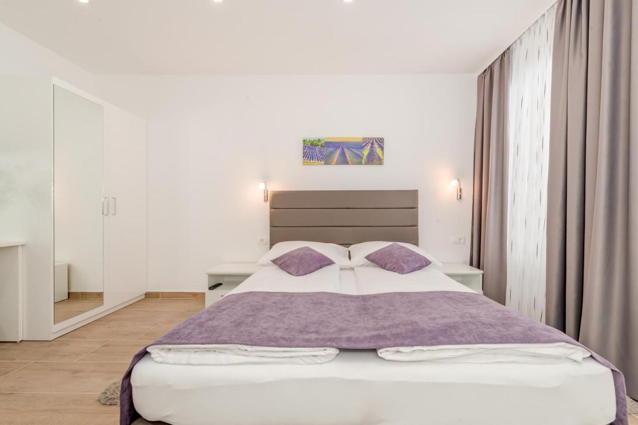 Apartments Villa Tudor 1 Hvar Town Esterno foto