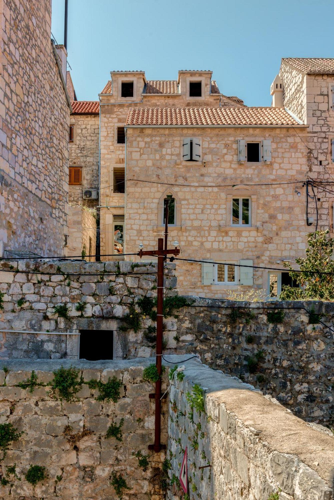 Apartments Villa Tudor 1 Hvar Town Esterno foto